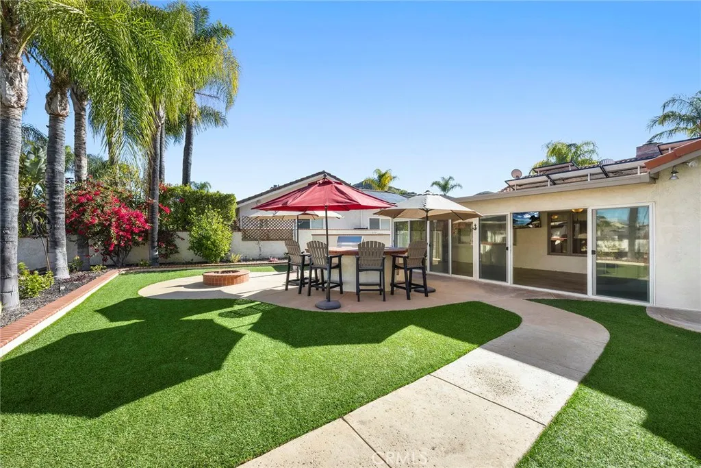 23646 Big Butte Drive, Canyon Lake, California 92587 home-pic-36